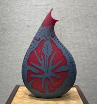 Hibiscus Graal Vase by Daniel Moe <! local>